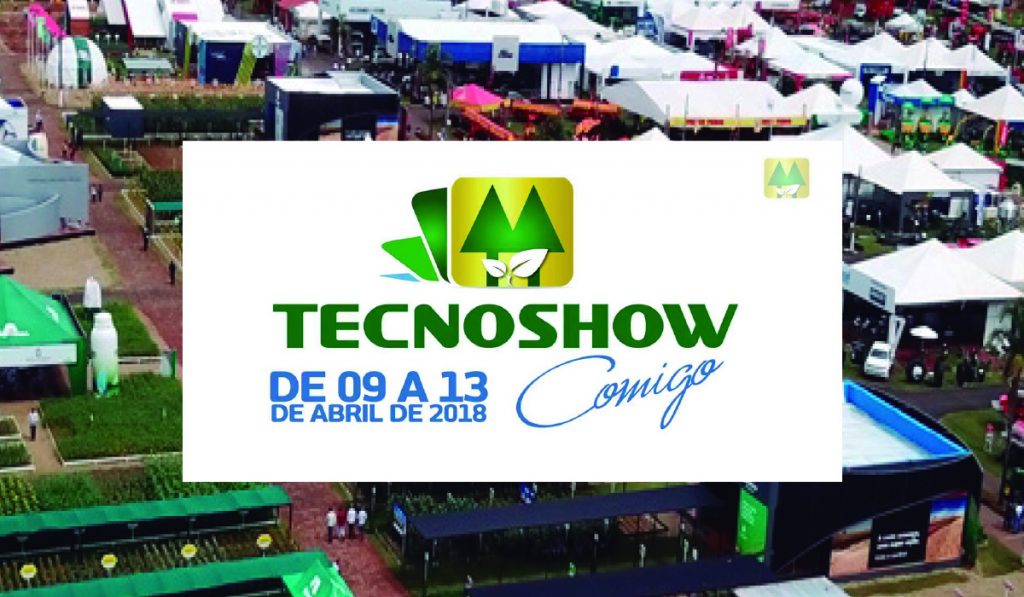 Vista aérea da Tecnoshow Comigo com logo da feira em primeiro plano