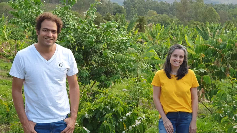 Paulo Araújo e Mariana Mota, produtores de café na Serra da Mantiqueira do Café dos Contos (Foto: Café dos Contos)