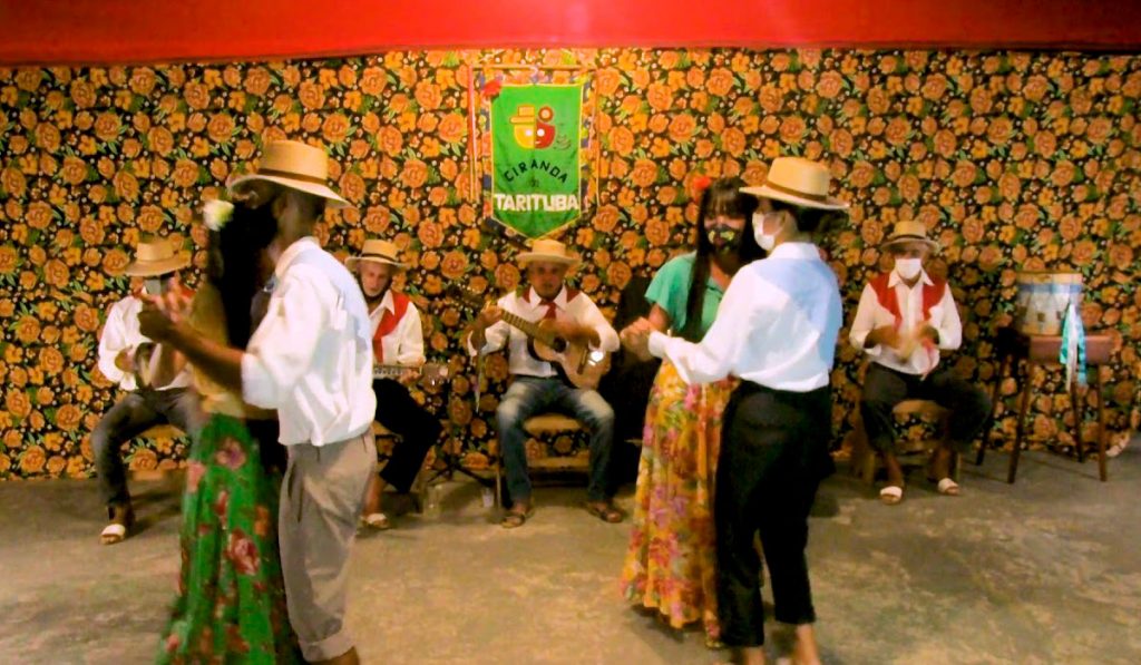 Baile de ciranda em Tarituba, Paraty, RJ