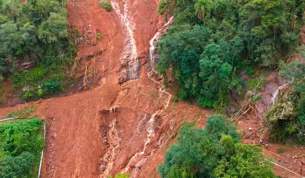 Avalanche na serra gaúcha, entre Veranópolis e Bento Gonçalves - Foto: Nicolas Rossi De Lemos