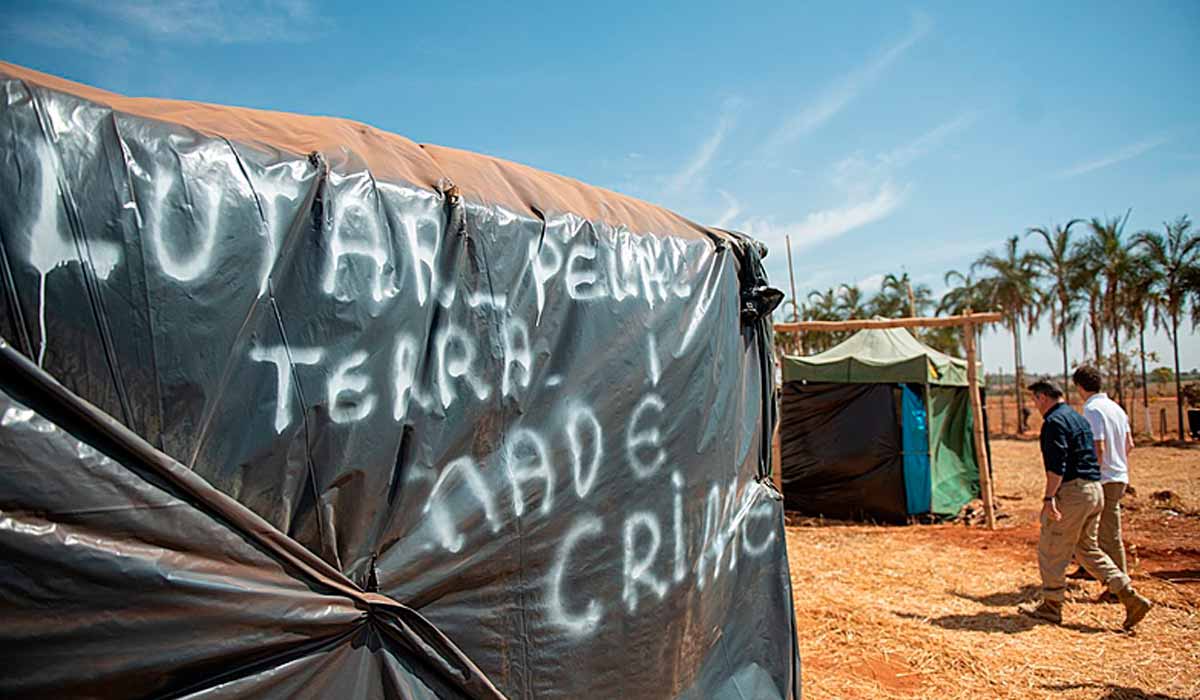 Mais de 60 mil famílias estão acampadas em todo o país