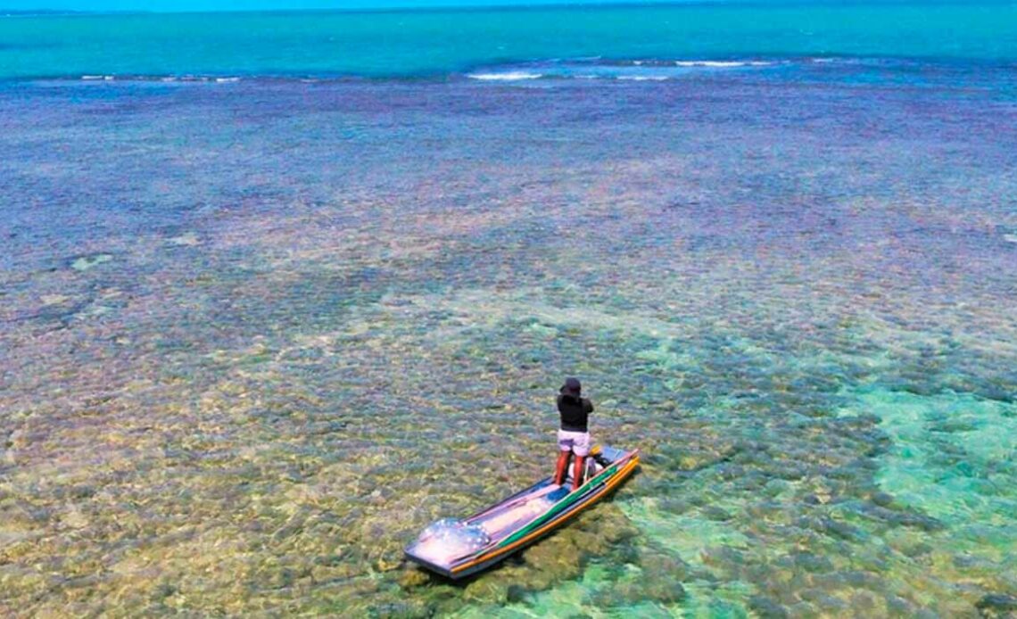 Pescador artesanal no litoral do Ceará - Foto: José Amorim Reis-Filho