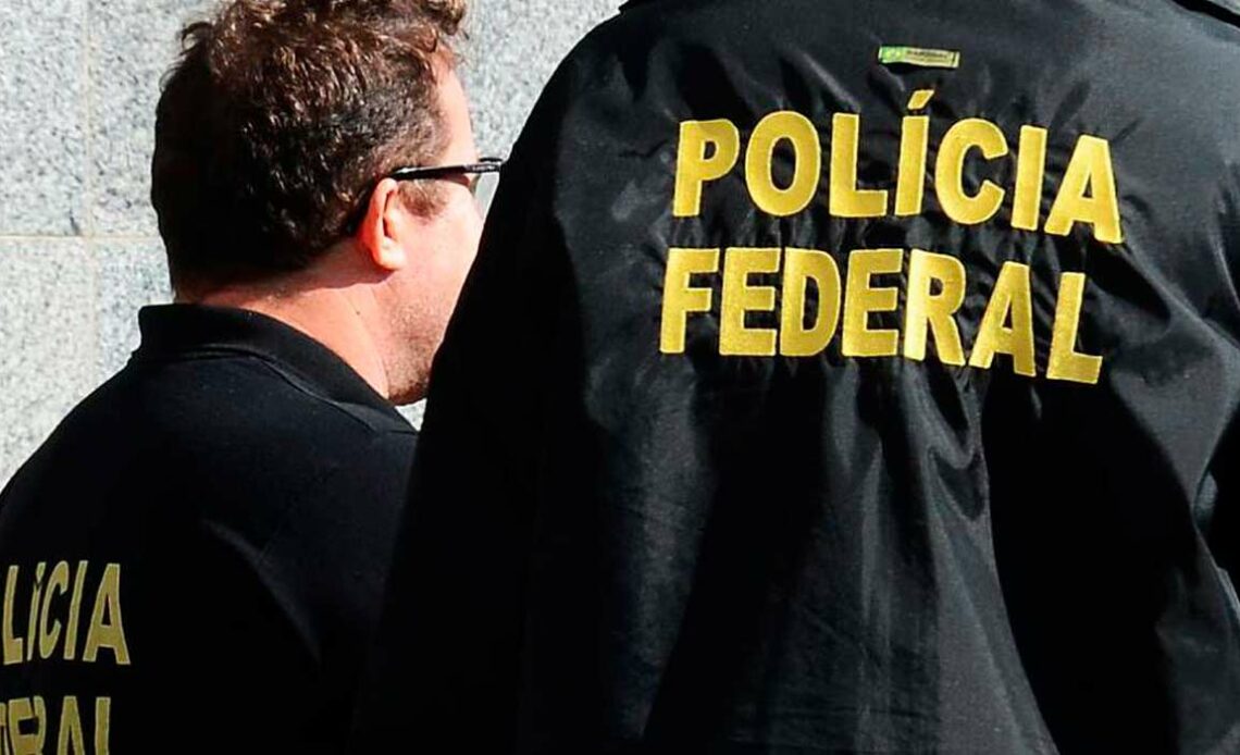 Agentes da Polícia Federal em ação