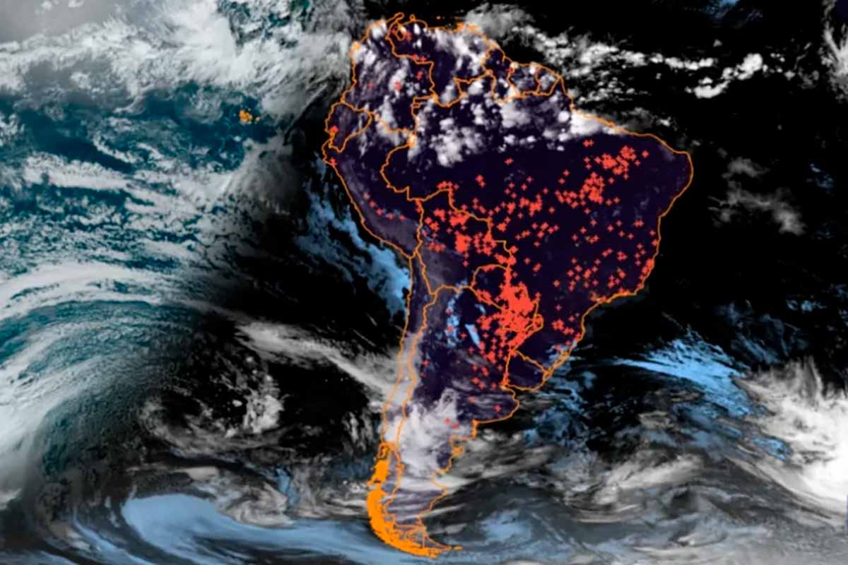 Sistema de monitoramento BDQeuimadas/INPE