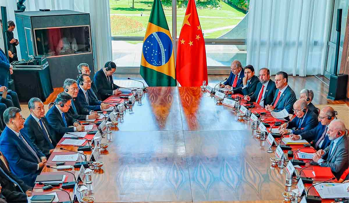 Xi Jinping e Lula firmam acordos bilaterais. Reunião ampliada no Palácio da Alvorada em Brasília, 20 de novembro de 2024 - Foto Ricardo Stuckert