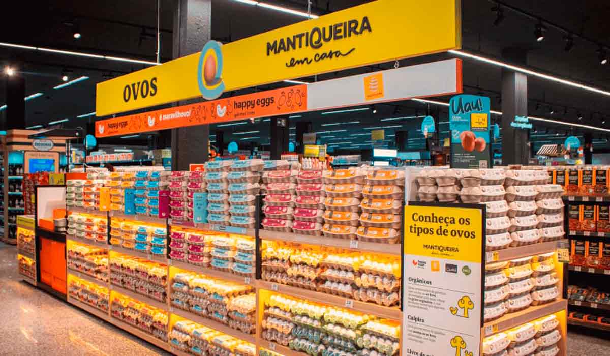 Produtos da Mantiqueira Brasil em gôndola exclusiva no supermercado