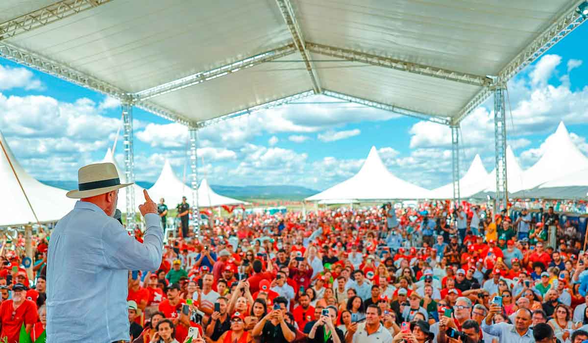 Lula participou do Ato Nacional em Defesa da Reforma Agrária, no Quilombo Campo Grande, em Campo do Meio, MG